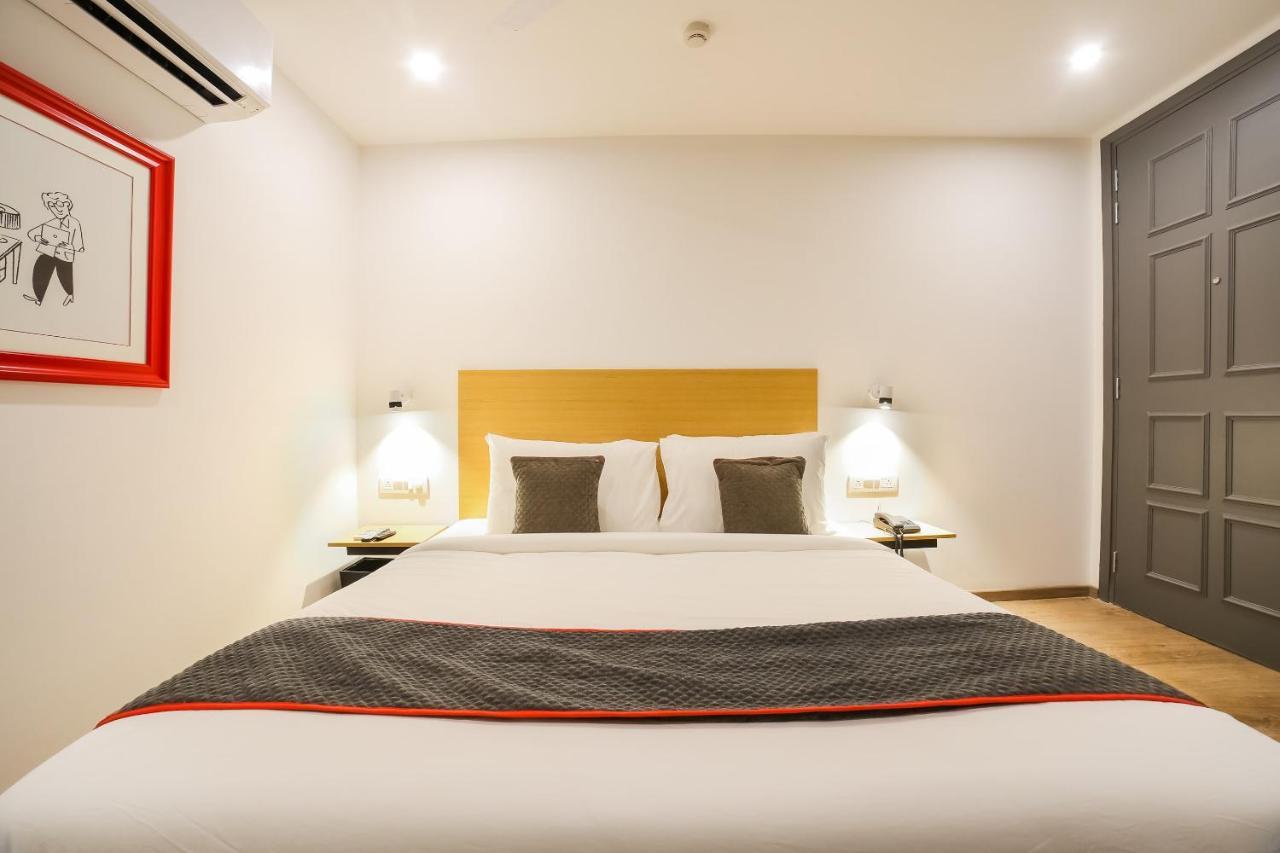 Hotel Super Townhouse Near Appu Ghar Gurgaon Esterno foto