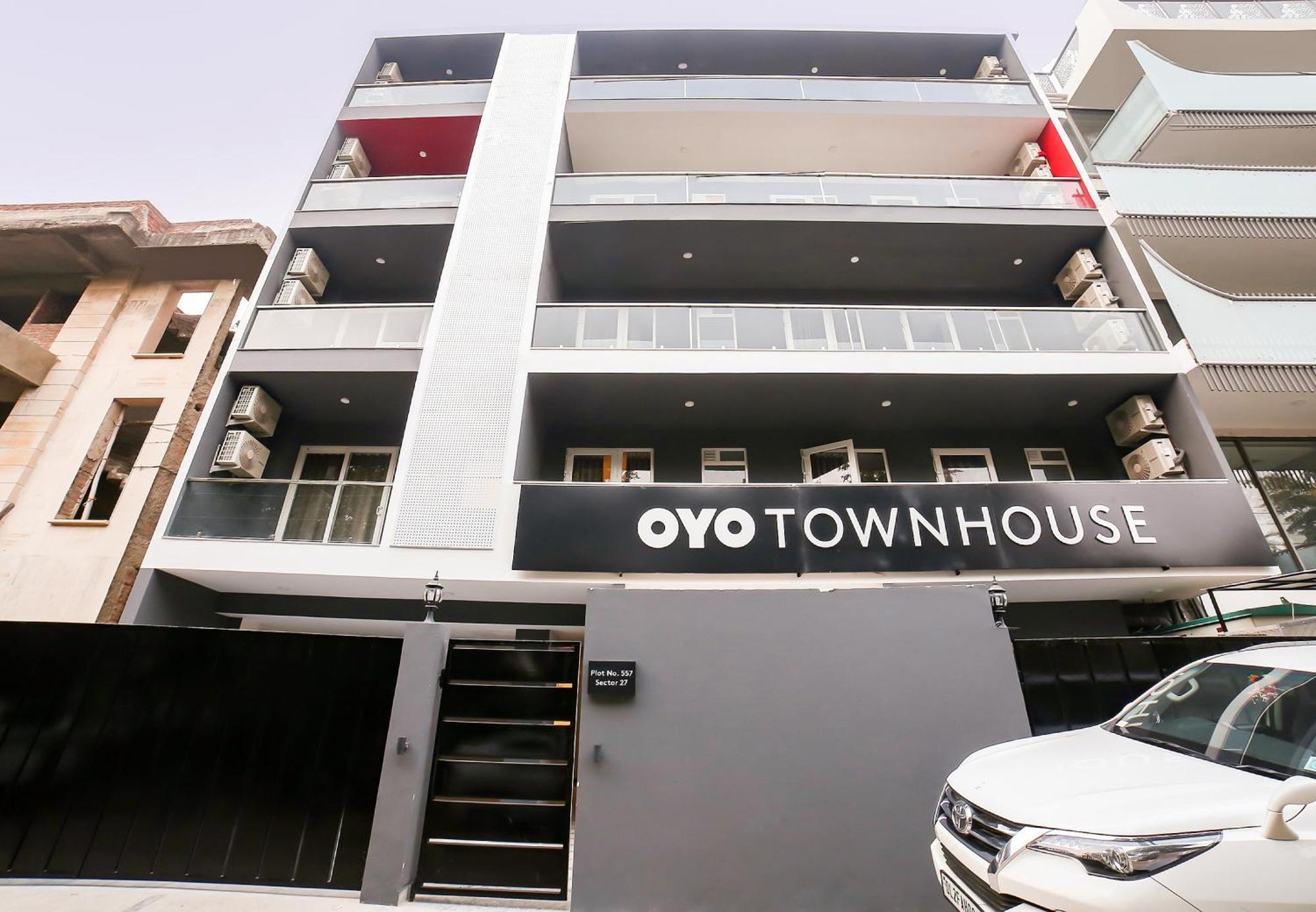 Hotel Super Townhouse Near Appu Ghar Gurgaon Esterno foto