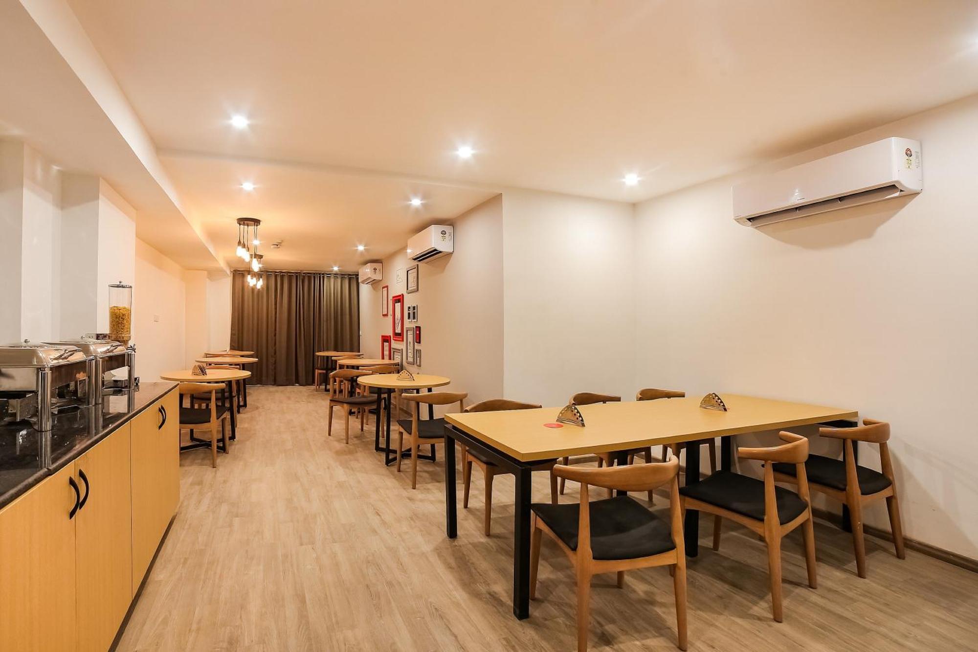 Hotel Super Townhouse Near Appu Ghar Gurgaon Esterno foto